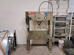 Online auction:   HL-60