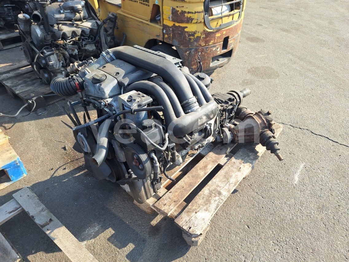 Online auction: MB  MOTOR C 220 CDI (W 202)