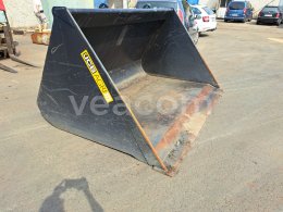 Online aukce:  LOPATA JCB 245 CM