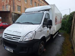 Online auction: IVECO  DAILY