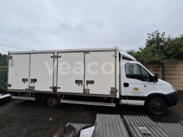 Online auction: IVECO  DAILY