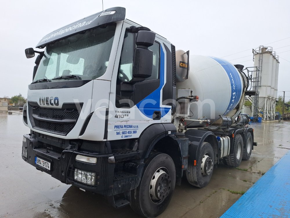 Online auction: IVECO  TRAKKER 410 E5 8X4