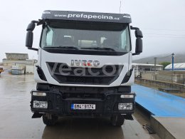 Online auction: IVECO  TRAKKER 410 E5 8X4