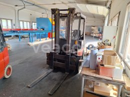 Online auction: DESTA  DV 32 A