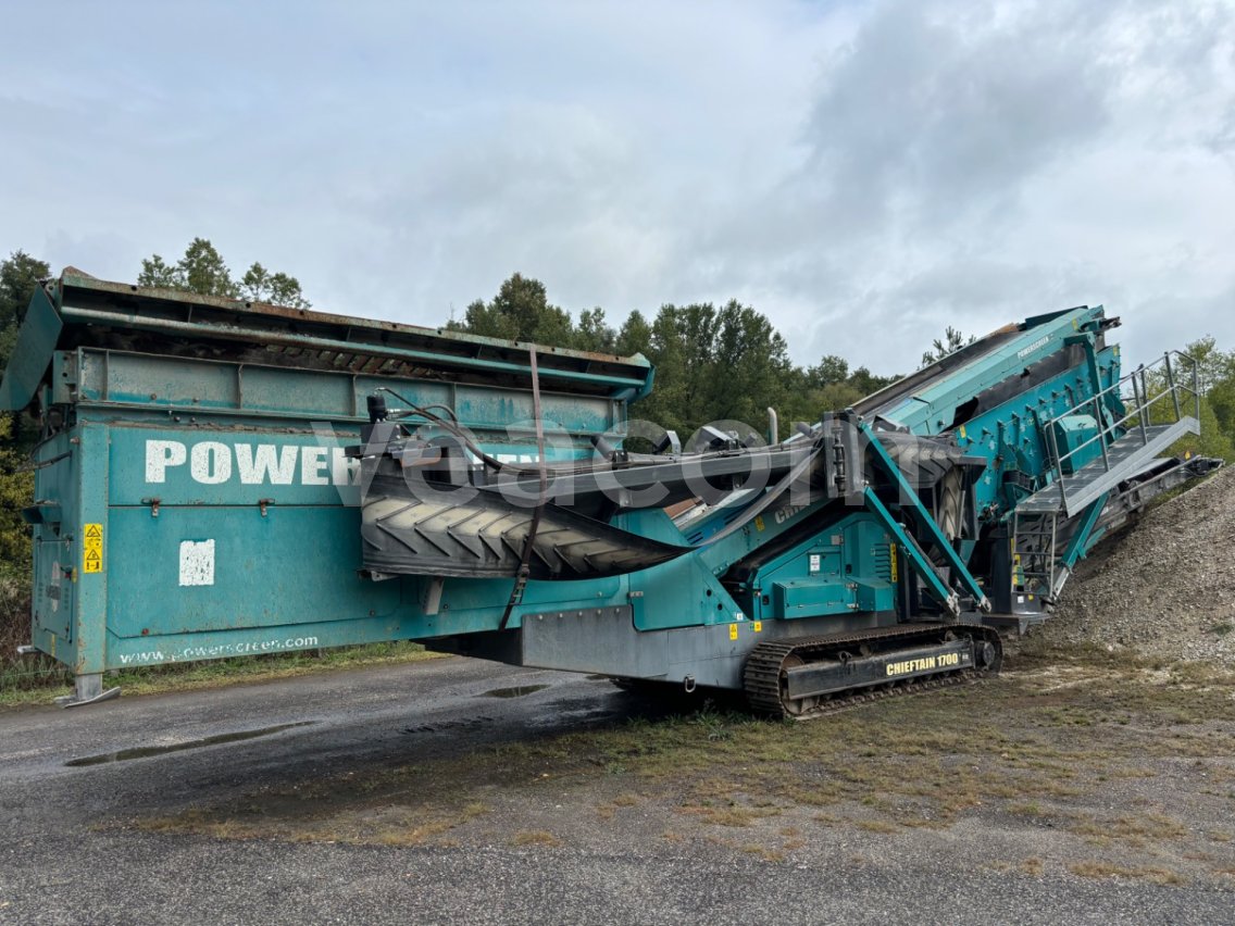 Online auction:   POWERSCREEN CHIEFTAIN 1700