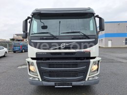 Online auction: VOLVO  FM 420 + HR