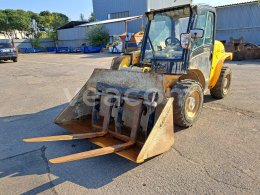 Online auction: JCB  520.40 4WS