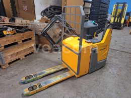 Online auction: JUNGHEINRICH  ERE 225