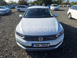 Online árverés: VOLKSWAGEN  PASSAT