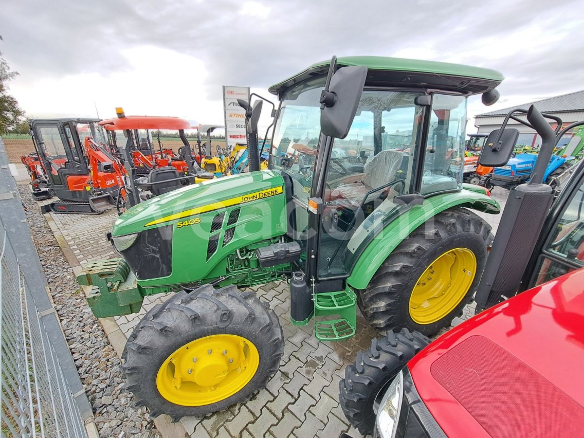 Online auction: JOHN DEERE  5405 4WD 4X4