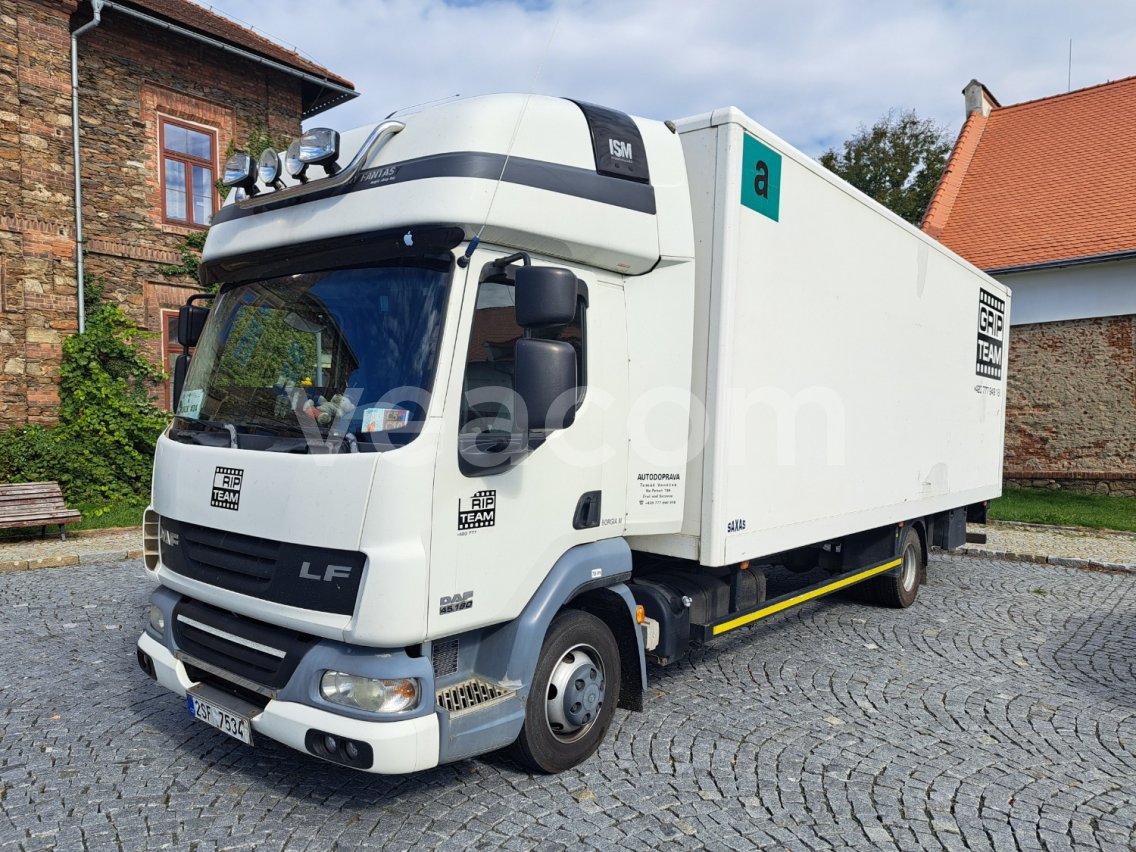 Online árverés: DAF  FA LF 45.180