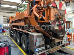 Online-Versteigerung: SCANIA  R 124 GB 8X2