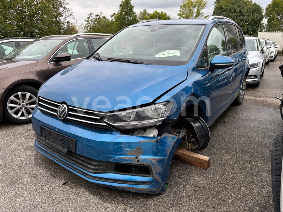 Aukcja internetowa: VOLKSWAGEN  TOURAN