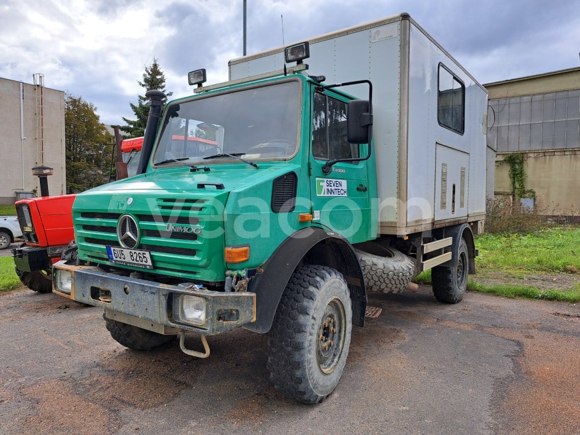 Online auction: MB  UNIMOG 4X4