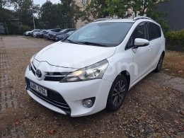 Online árverés: TOYOTA  VERSO