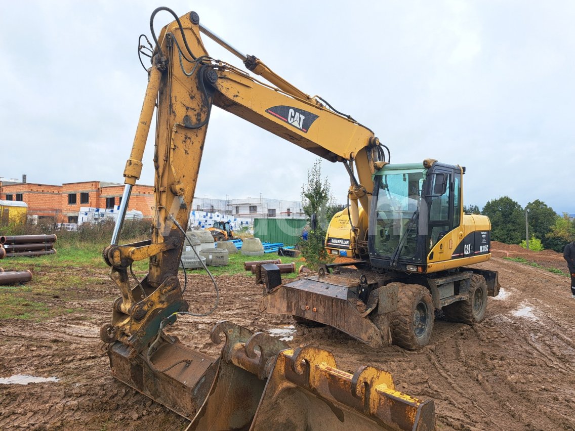 Online auction: CATERPILLAR  M 315 C 4X4