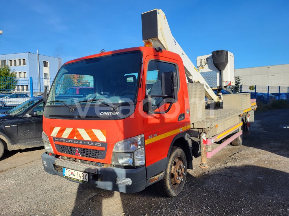 Online auction: MITSUBISHI  CANTER FE85