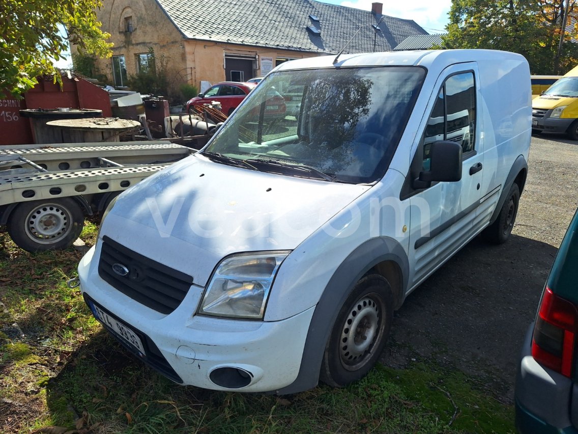 Online auction: FORD  TRANSIT CONNECT 200S