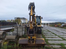 Online aukce: LIEBHERR  900