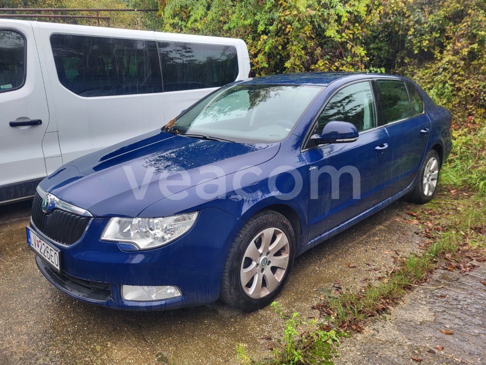 Online auction: ŠKODA  SUPERB