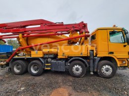 Online-Versteigerung: MB  ACTROS 3244 8X4 + PUTZMEISTER TMM 24