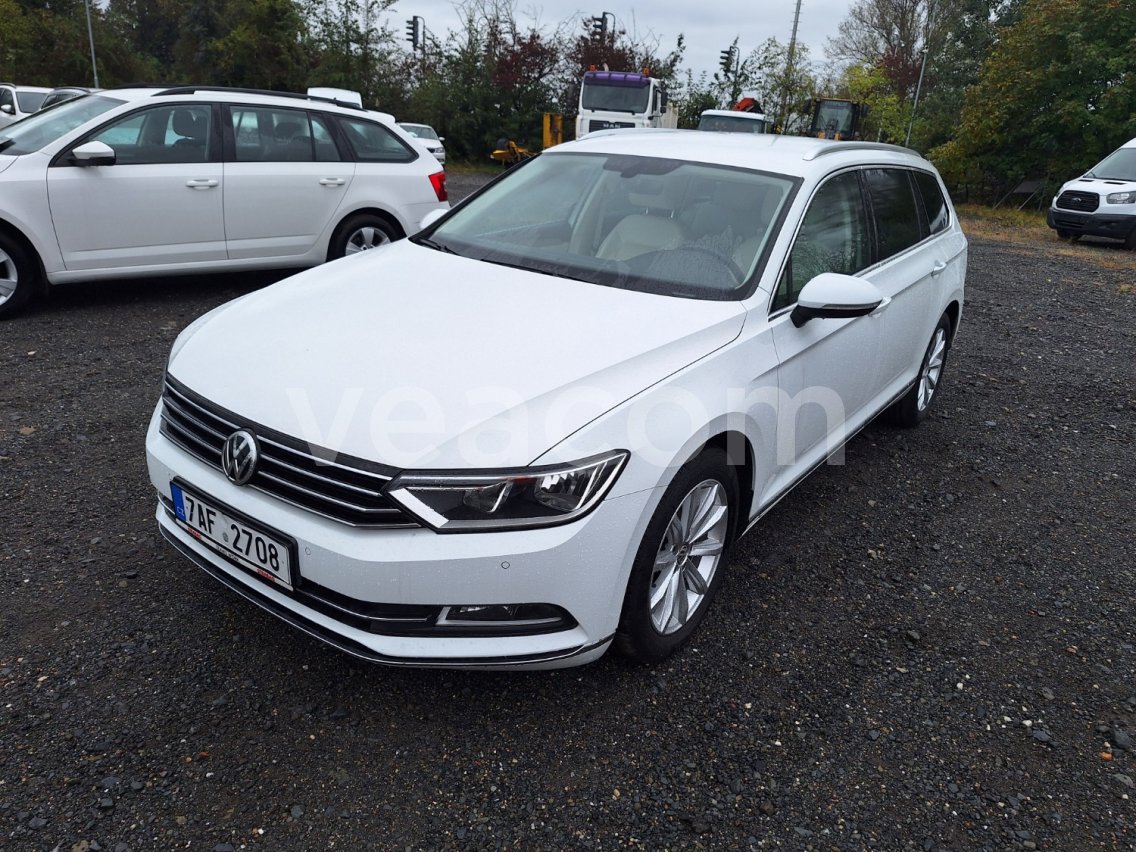 Online aukce: VOLKSWAGEN  PASSAT