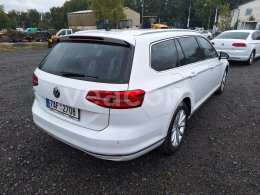 Online auction: VOLKSWAGEN  PASSAT