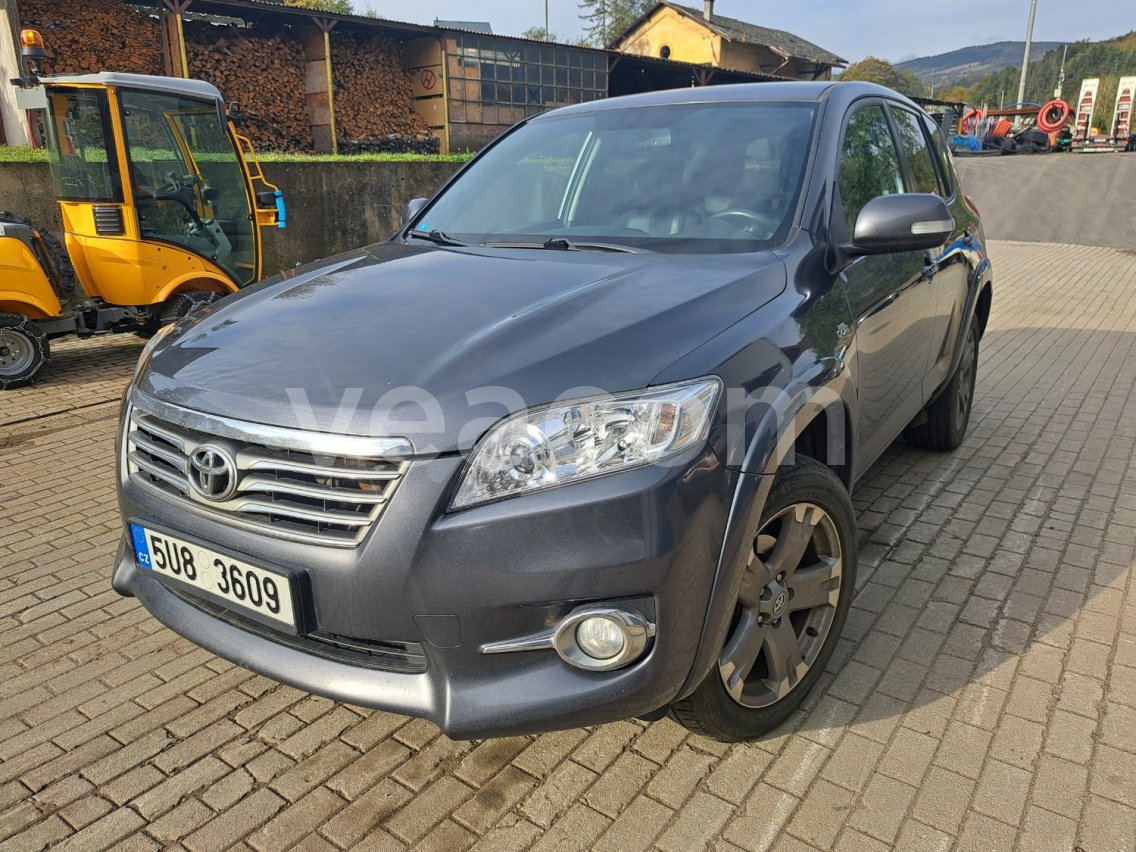 Online-Versteigerung: TOYOTA  RAV4 4X4