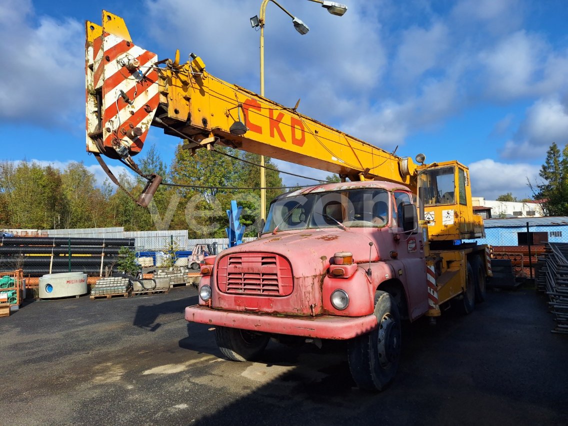 Online-Versteigerung: TATRA  T148 AD-160 ČKD 6X6