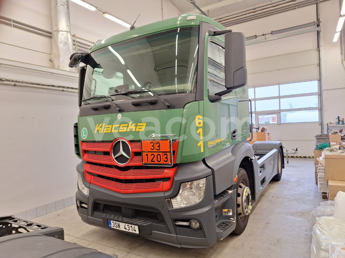 Online auction: MB  ACTROS 1843