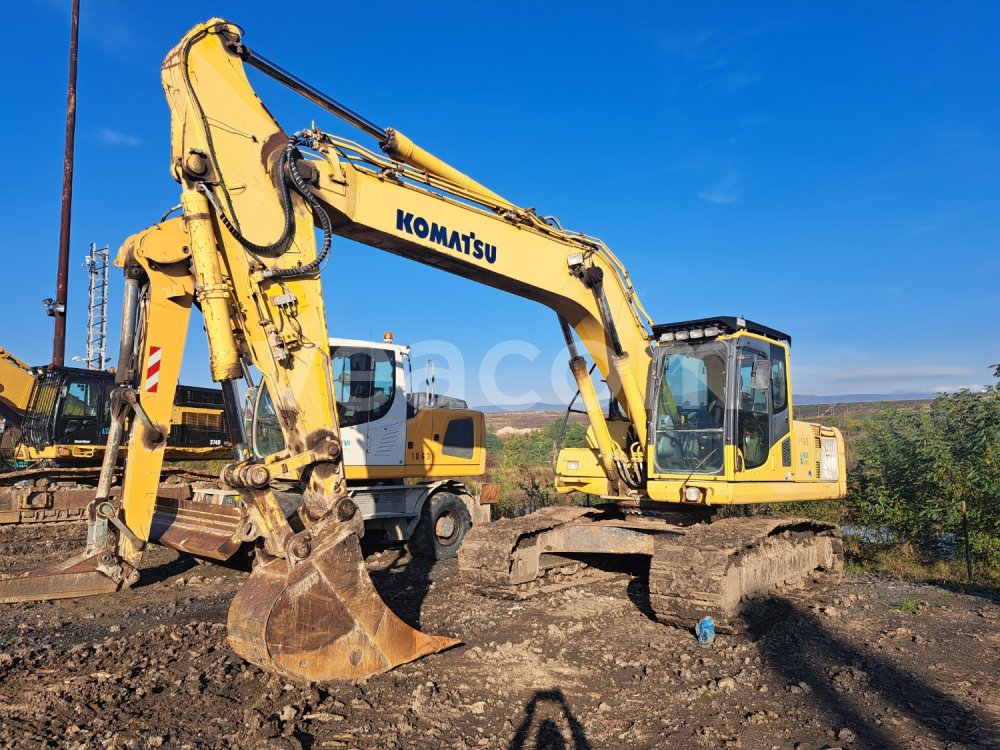 Online auction: KOMATSU  PC 240NLC