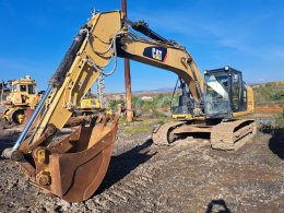 Online aukce: CATERPILLAR  323E