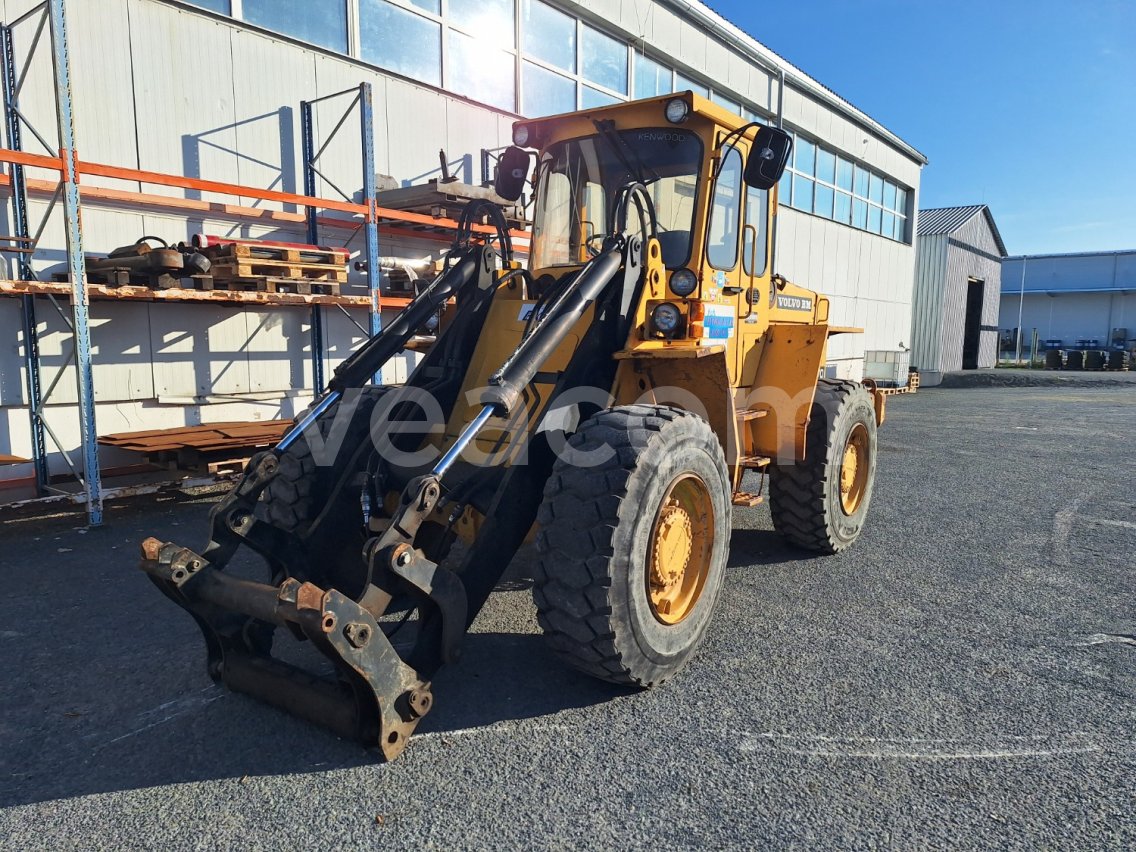 Online auction: VOLVO  L70BM 4X4