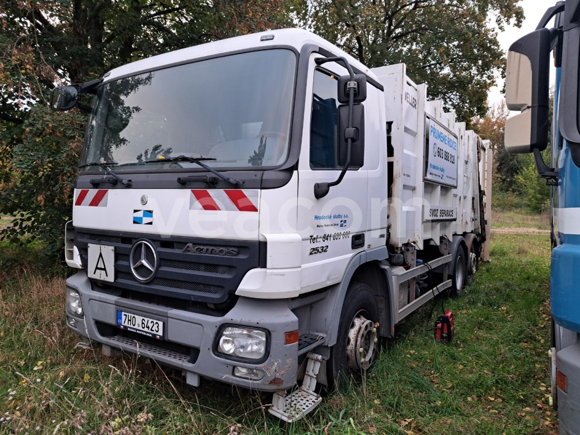 Online auction: MB  ACTROS 2532 L 6X2