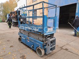 Online auction: GENIE  GS 2032