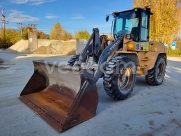 Online árverés: VOLVO  L45B-TP