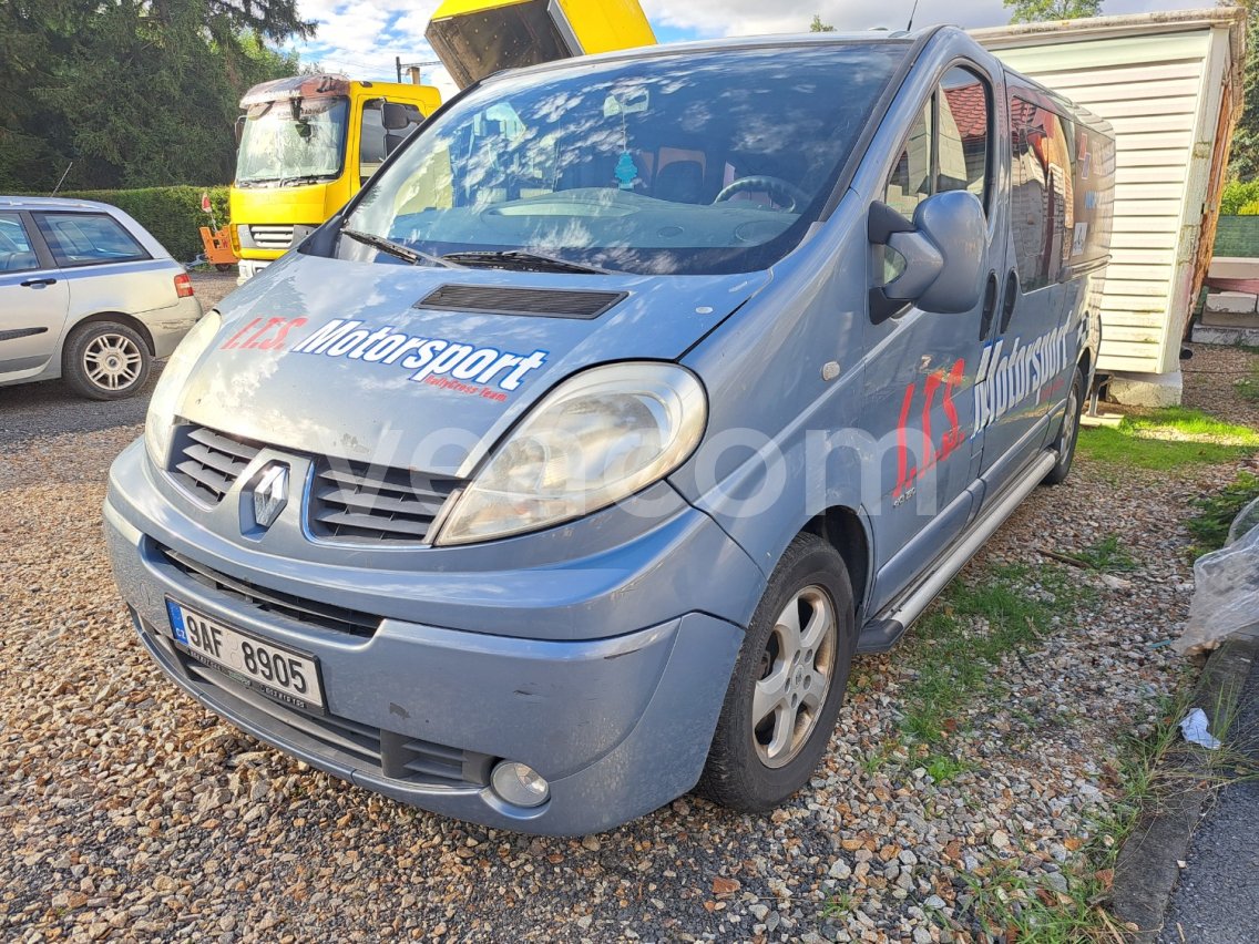 Online auction: RENAULT  TRAFIC