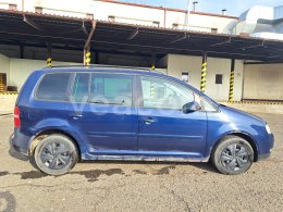 Online auction: VOLKSWAGEN  TOURAN