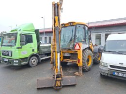 Online auction: JCB  3 CX 4X4