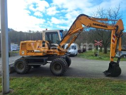 Online auction: LIEBHERR  A310B 4X4