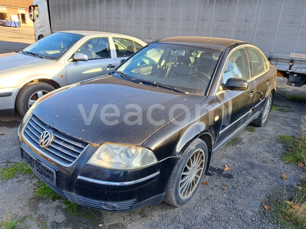 Online auction: VOLKSWAGEN  PASSAT