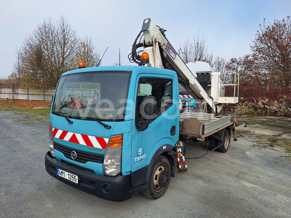 Online auction: NISSAN  CABSTAR