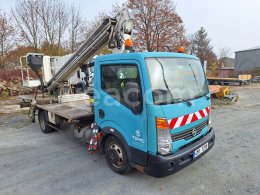 Online auction: NISSAN  CABSTAR