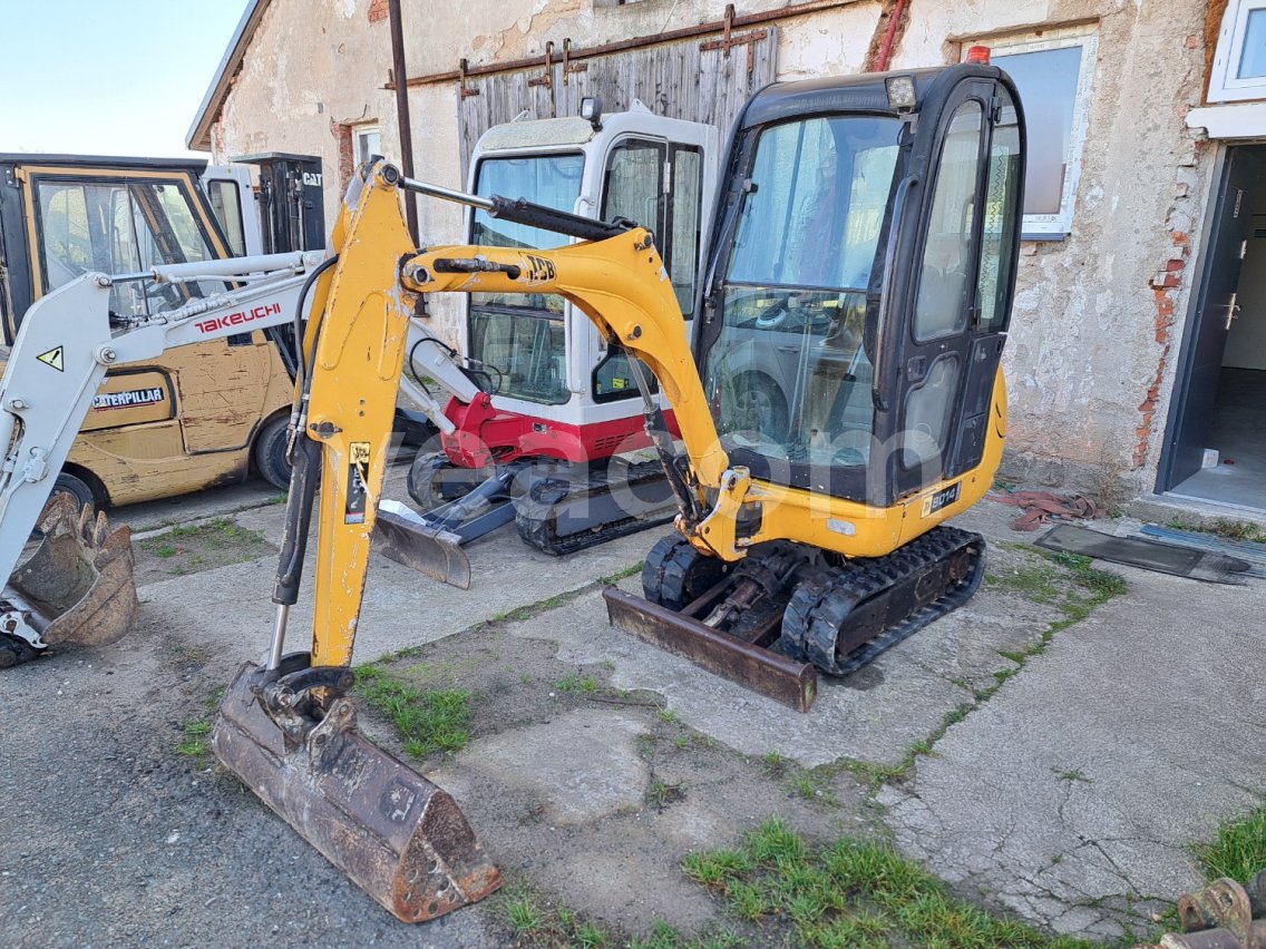 Online auction: JCB  8014