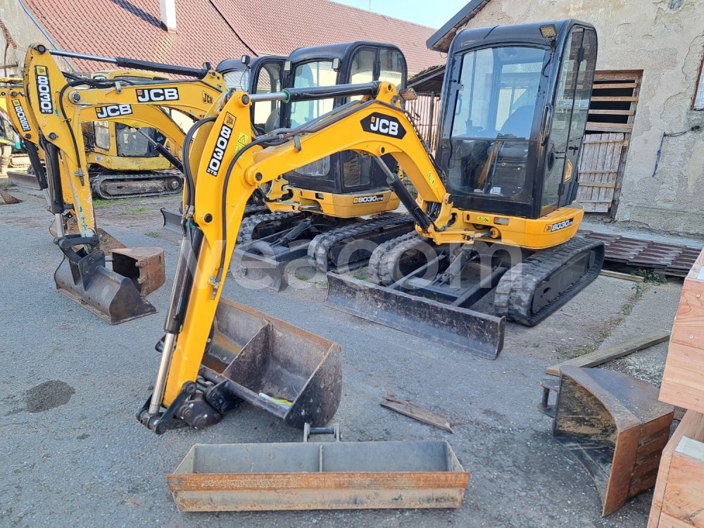 Online auction: JCB  8030 ZTS