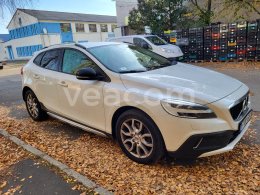 Online auction: VOLVO  V40 CROSS COUNTRY