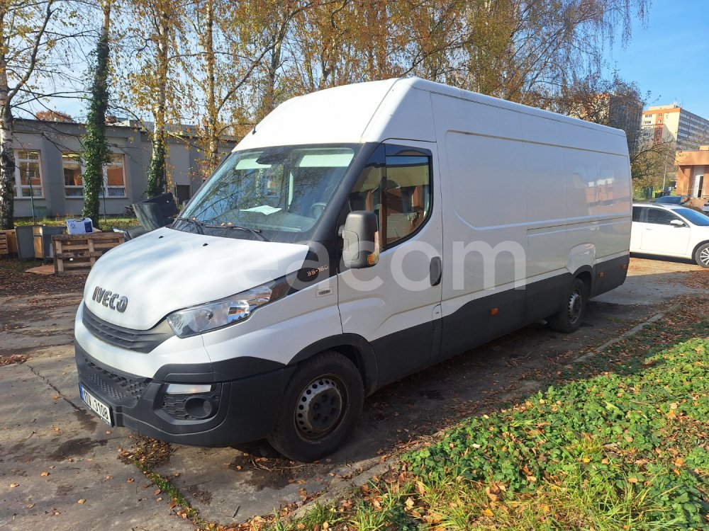 Online auction: IVECO  DAILY 35S16