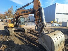 Online auction: LIEBHERR  R946LC