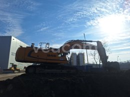 Online auction: LIEBHERR  R946LC