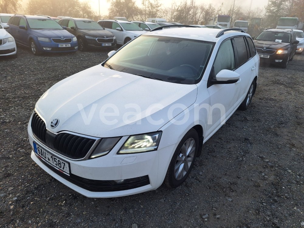 Online auction: ŠKODA  OCTAVIA